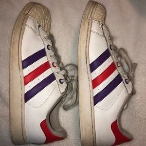 adidas superstar shoes👟🧡💜